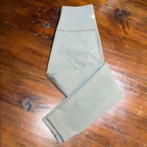 NEW LULULEMON HIGH WAISTED LEGGINGS🌸